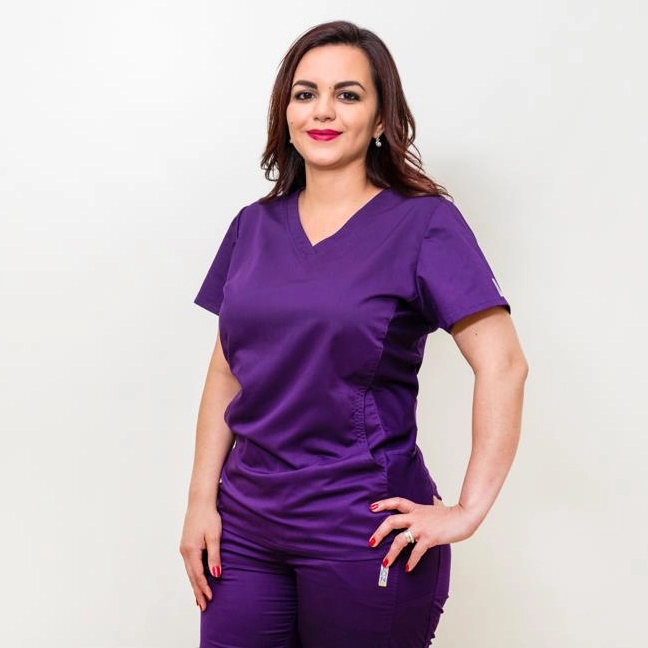 Dra. Alejandra López Vidaña, Otorrinolaringóloga
